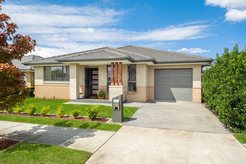 9 Banfield Drive, Oran Park NSW 2570