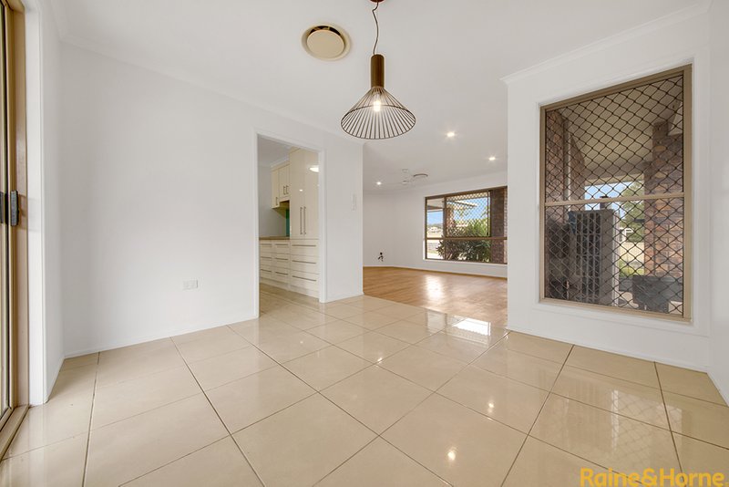 Photo - 9 Bangalow Close, Clinton QLD 4680 - Image 6