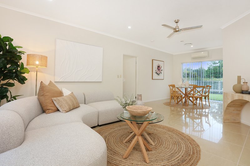 Photo - 9 Banjo Crescent, Gilston QLD 4211 - Image 2