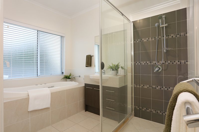 Photo - 9 Banjo Crescent, Gilston QLD 4211 - Image 30