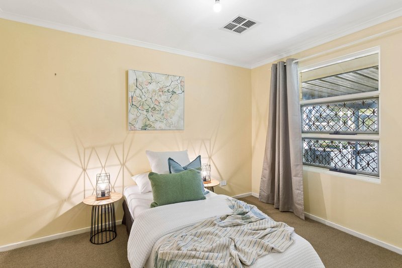 Photo - 9 Bank Crescent, St Agnes SA 5097 - Image 15