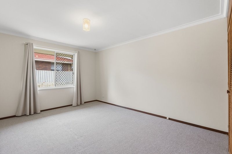 Photo - 9 Banner Place, Lesmurdie WA 6076 - Image 14