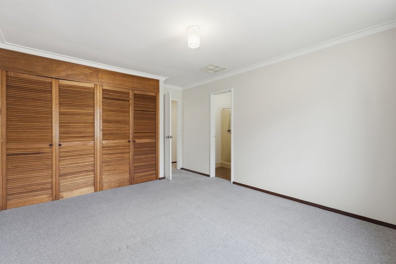 Photo - 9 Banner Place, Lesmurdie WA 6076 - Image 15