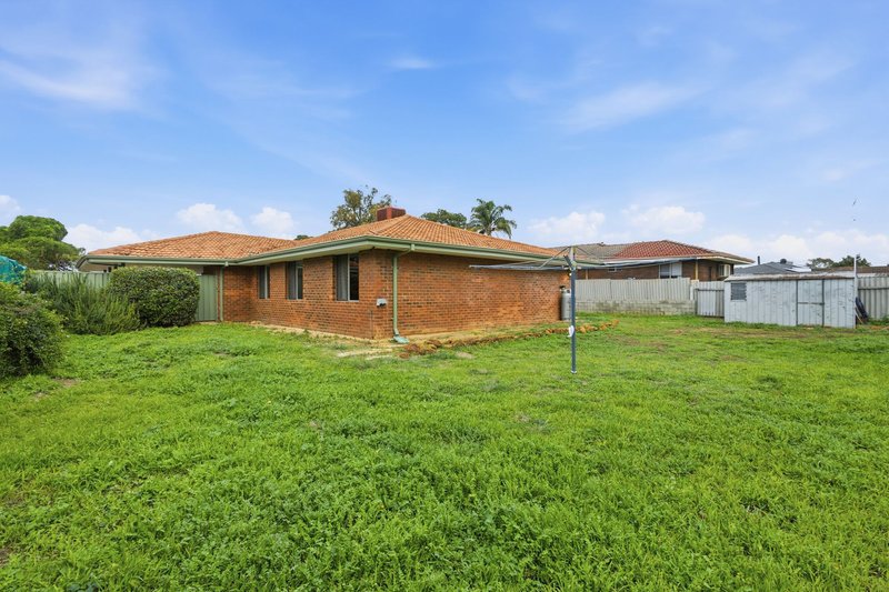 Photo - 9 Banner Place, Lesmurdie WA 6076 - Image 23