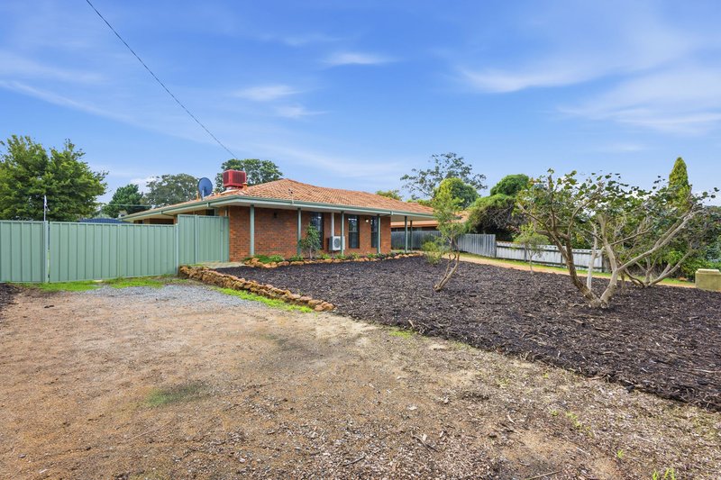 Photo - 9 Banner Place, Lesmurdie WA 6076 - Image 28