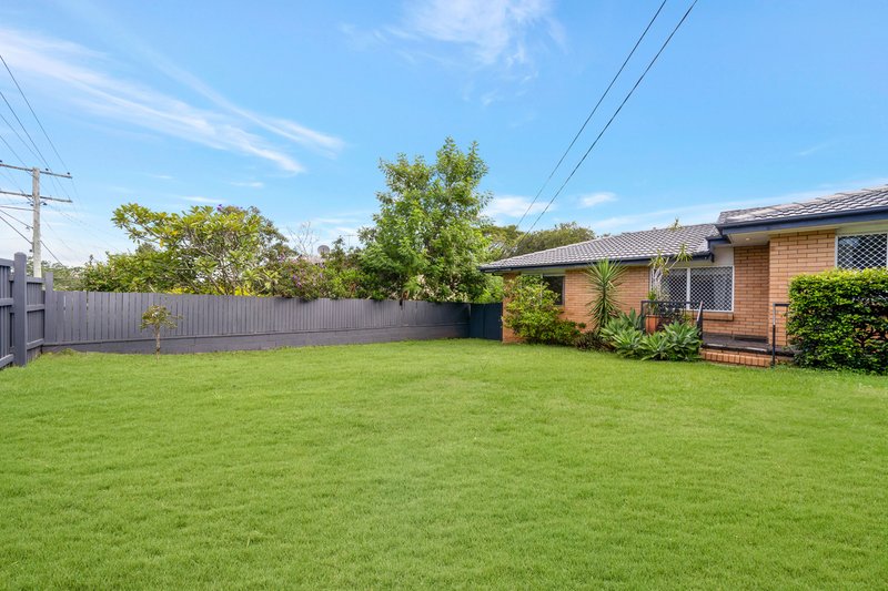 Photo - 9 Barbaralla Drive, Springwood QLD 4127 - Image 18