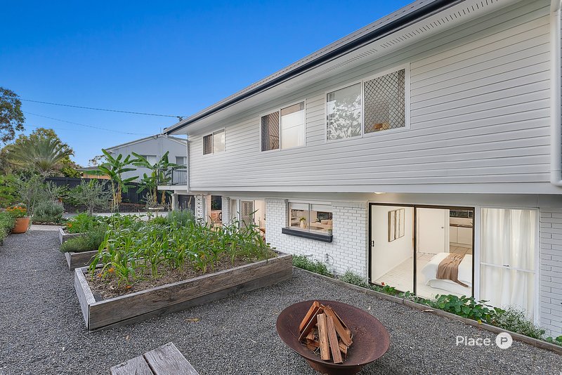 Photo - 9 Barber Road, Ferny Hills QLD 4055 - Image 2