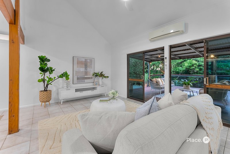 Photo - 9 Barber Road, Ferny Hills QLD 4055 - Image 8