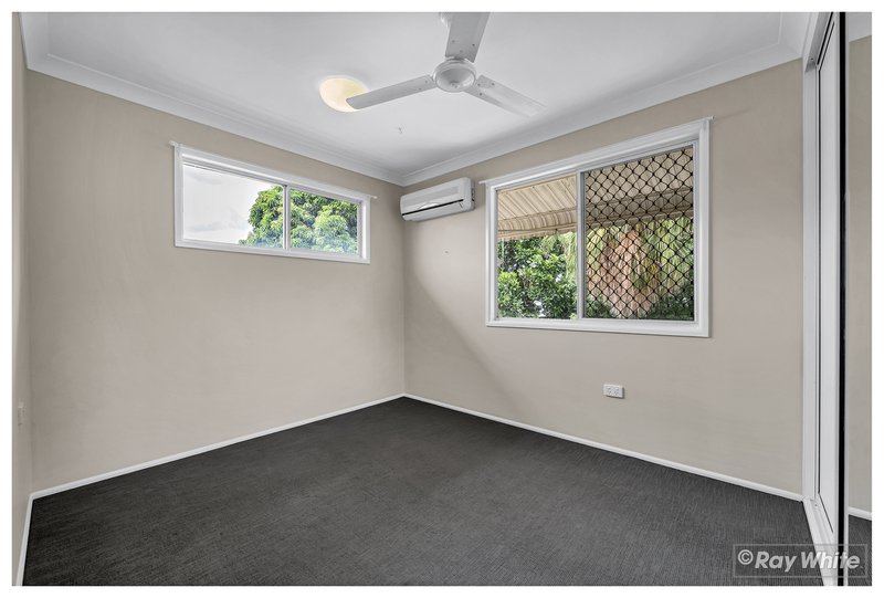 Photo - 9 Barfoot Street, Kawana QLD 4701 - Image 9