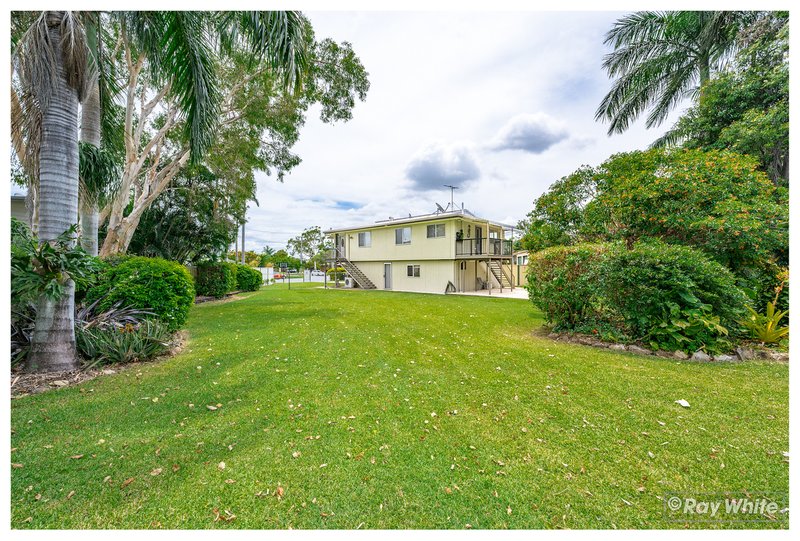 Photo - 9 Barfoot Street, Kawana QLD 4701 - Image 34