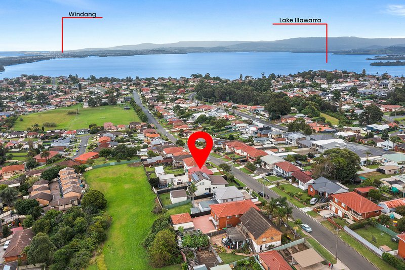 Photo - 9 Barina Avenue, Lake Heights NSW 2502 - Image 6