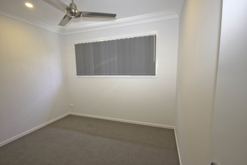 Photo - 9 Bark Street, Park Ridge QLD 4125 - Image 10