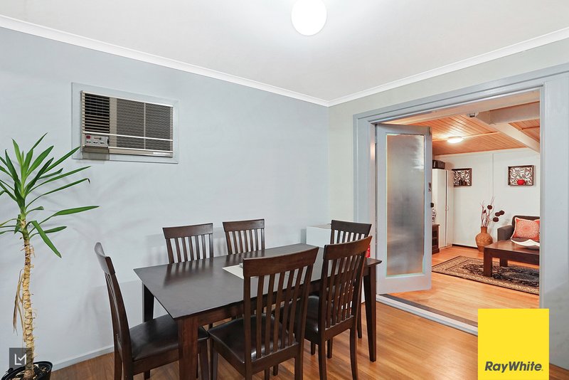 Photo - 9 Barklya Court, Hoppers Crossing VIC 3029 - Image 6