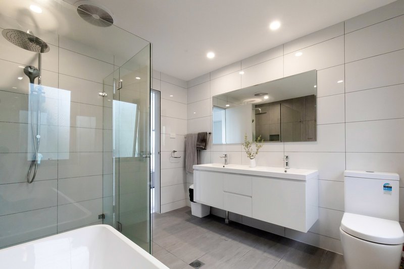 Photo - 9 Barrabooka Street, Clontarf NSW 2093 - Image 11