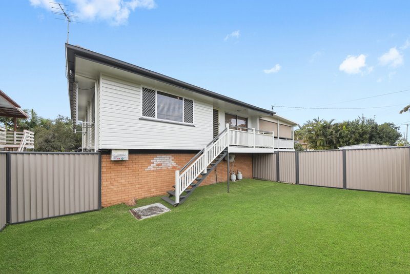 Photo - 9 Barrabui Street, Bracken Ridge QLD 4017 - Image 2