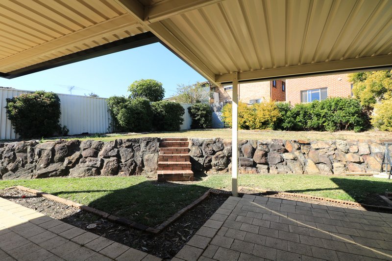 Photo - 9 Barron Place, Bossley Park NSW 2176 - Image 10