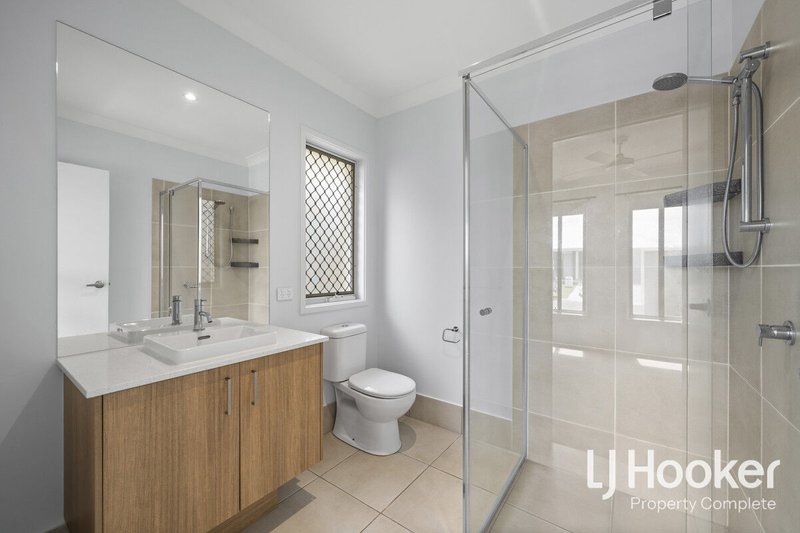 Photo - 9 Barunga Street, Yarrabilba QLD 4207 - Image 11