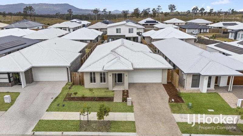 Photo - 9 Barunga Street, Yarrabilba QLD 4207 - Image 16