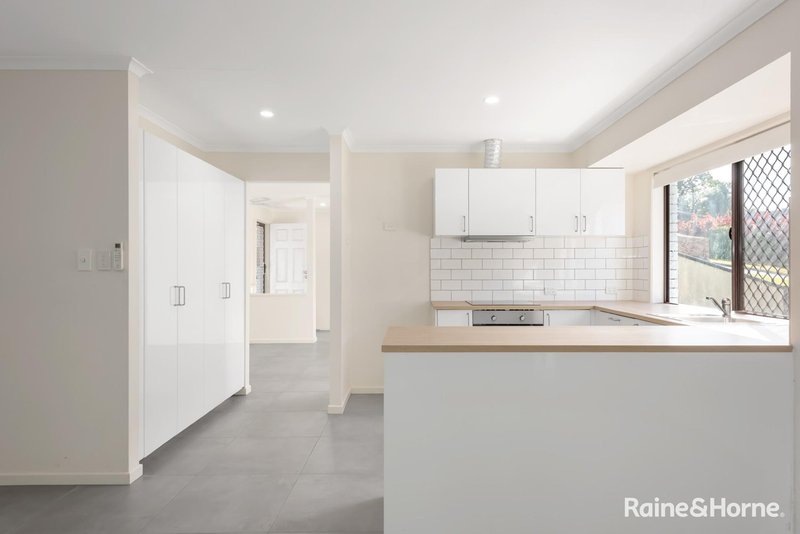 Photo - 9 Baymill Court, Merrimac QLD 4226 - Image 3