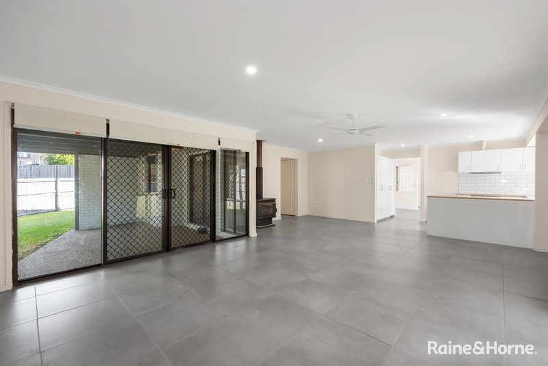 Photo - 9 Baymill Court, Merrimac QLD 4226 - Image 5