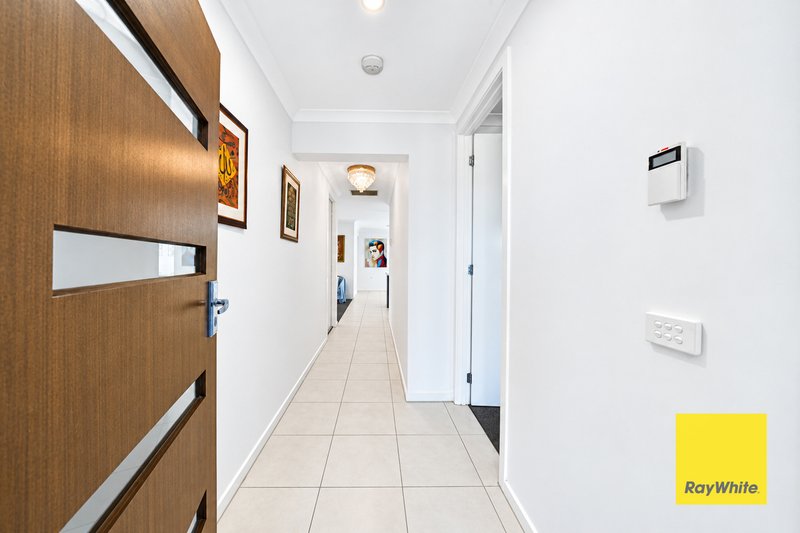 Photo - 9 Beartooth Road, Truganina VIC 3029 - Image 3