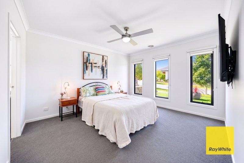 Photo - 9 Beartooth Road, Truganina VIC 3029 - Image 7