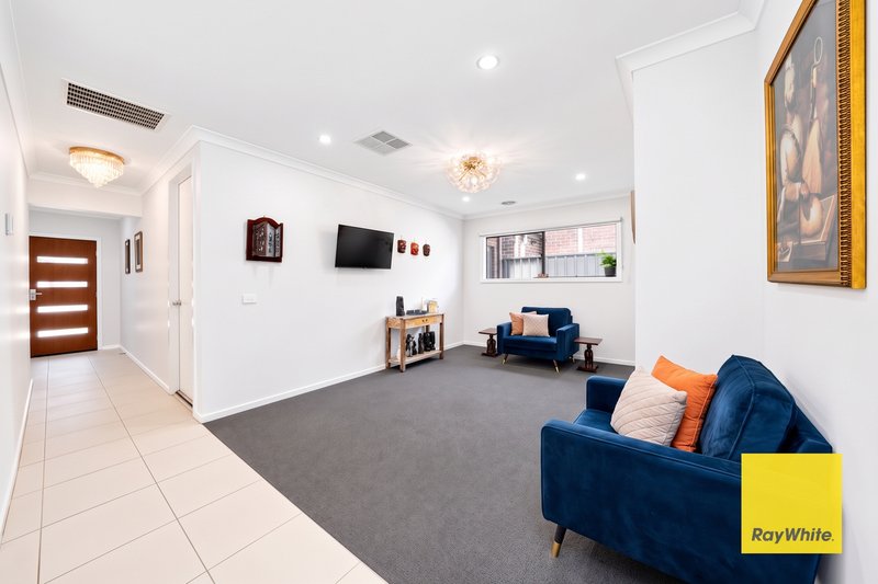Photo - 9 Beartooth Road, Truganina VIC 3029 - Image 11