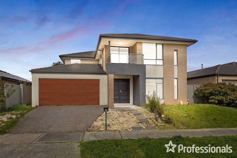 9 Beauchamp Way, Cranbourne East VIC 3977