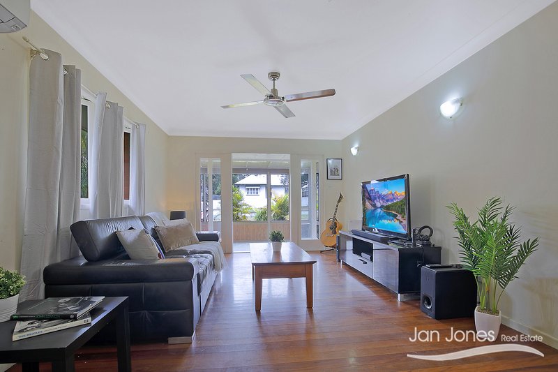 Photo - 9 Beck St , Clontarf QLD 4019 - Image 5