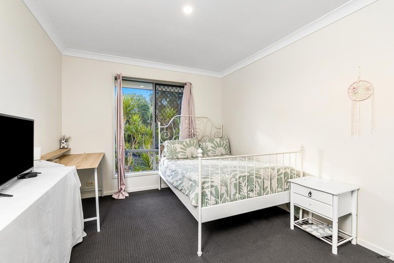 Photo - 9 Belah Court, Banora Point NSW 2486 - Image 11