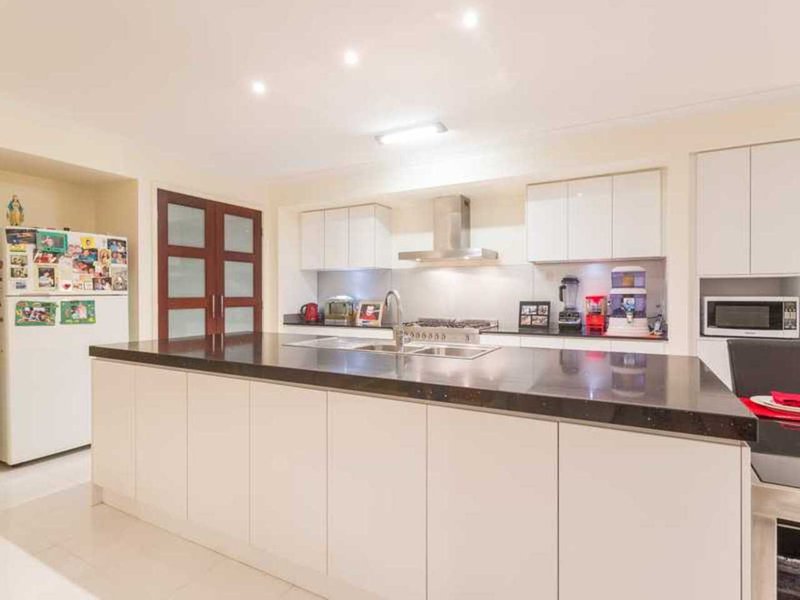 Photo - 9 Benelong Street, Kedron QLD 4031 - Image 3