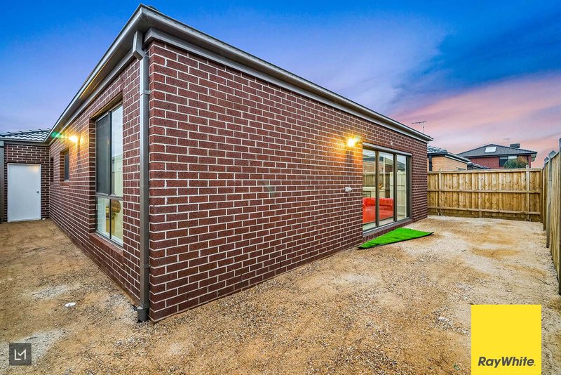 Photo - 9 Bennerson Street, Point Cook VIC 3030 - Image 16