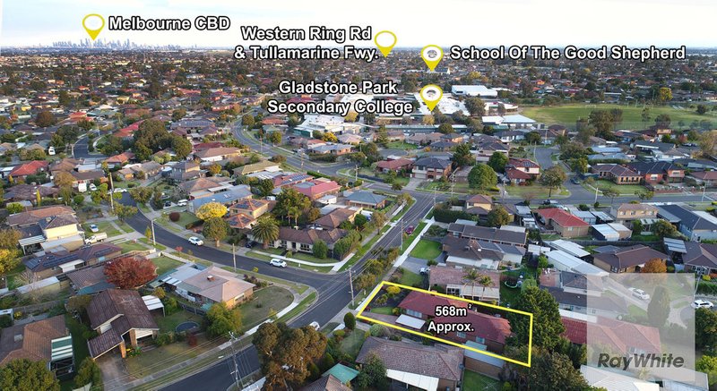 Photo - 9 Beresford Crescent, Gladstone Park VIC 3043 - Image 2