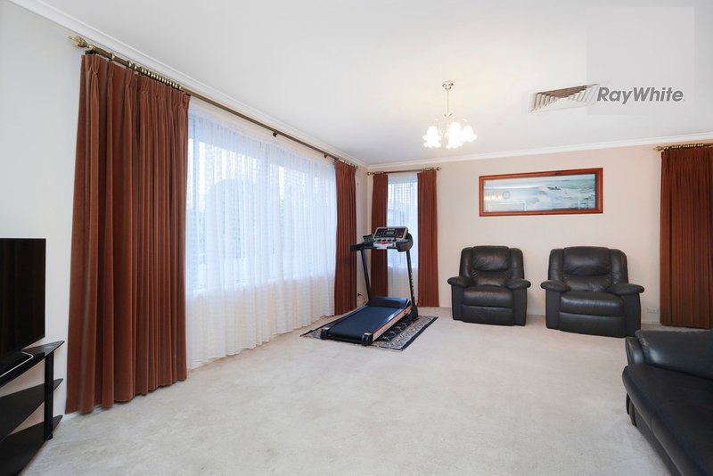 Photo - 9 Beresford Crescent, Gladstone Park VIC 3043 - Image 8