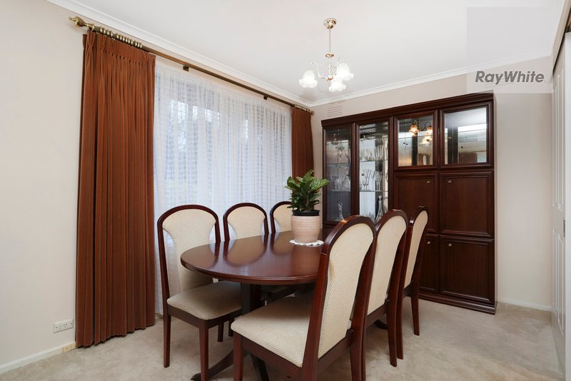 Photo - 9 Beresford Crescent, Gladstone Park VIC 3043 - Image 10