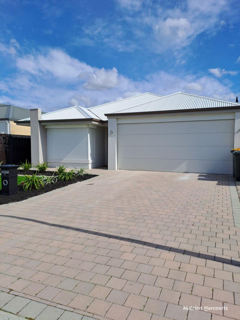 Photo - 9 Bergala Drive, Ellenbrook WA 6069 - Image 3