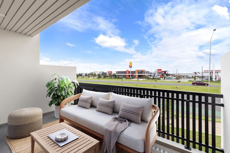 Photo - 9 Billop Walk, Werribee VIC 3030 - Image 10