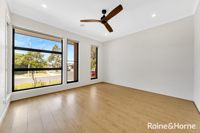 Photo - 9 Bindi Avenue, Tarneit VIC 3029 - Image 13