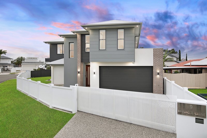 Photo - 9 Binnacle Close, Raby Bay QLD 4163 - Image 3