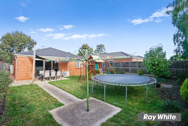 Photo - 9 Birdsong Glade, Tarneit VIC 3029 - Image 16