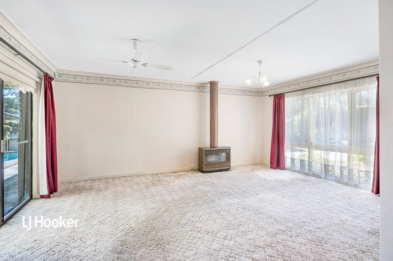 Photo - 9 Birkdale Close, Fairview Park SA 5126 - Image 5