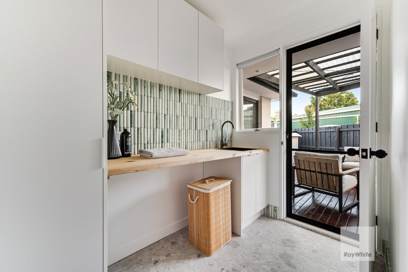 Photo - 9 Bladen Place, Gladstone Park VIC 3043 - Image 19