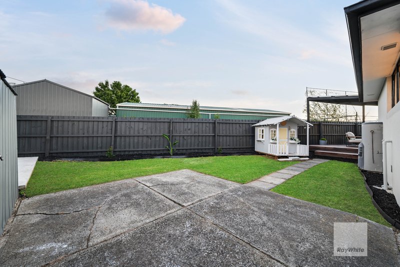 Photo - 9 Bladen Place, Gladstone Park VIC 3043 - Image 22