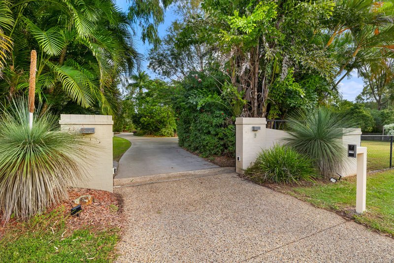 Photo - 9 Blanch Court, Morayfield QLD 4506 - Image 2