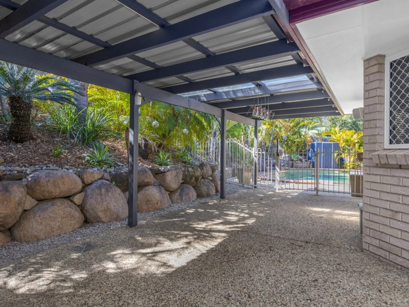 Photo - 9 Blaxland Close, Albany Creek QLD 4035 - Image 3