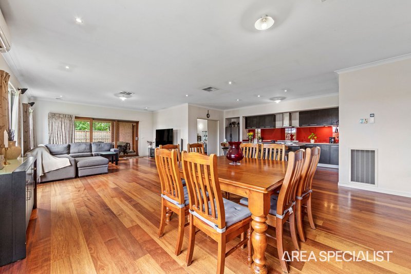 Photo - 9 Bligh Boulevard, Pakenham VIC 3810 - Image 11