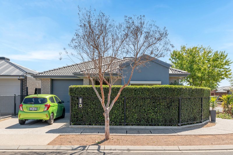 Photo - 9 Blue Lake Drive, Blakeview SA 5114 - Image 1