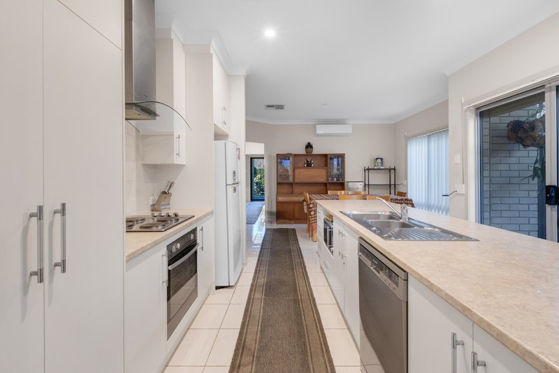 Photo - 9 Blue Lake Drive, Blakeview SA 5114 - Image 5