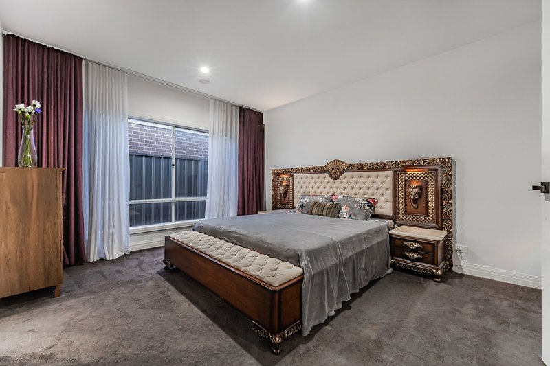 Photo - 9 Boardwalk Rise, Craigieburn VIC 3064 - Image 18