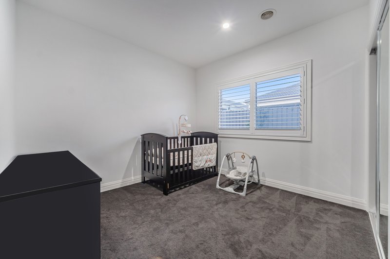 Photo - 9 Boardwalk Rise, Craigieburn VIC 3064 - Image 23
